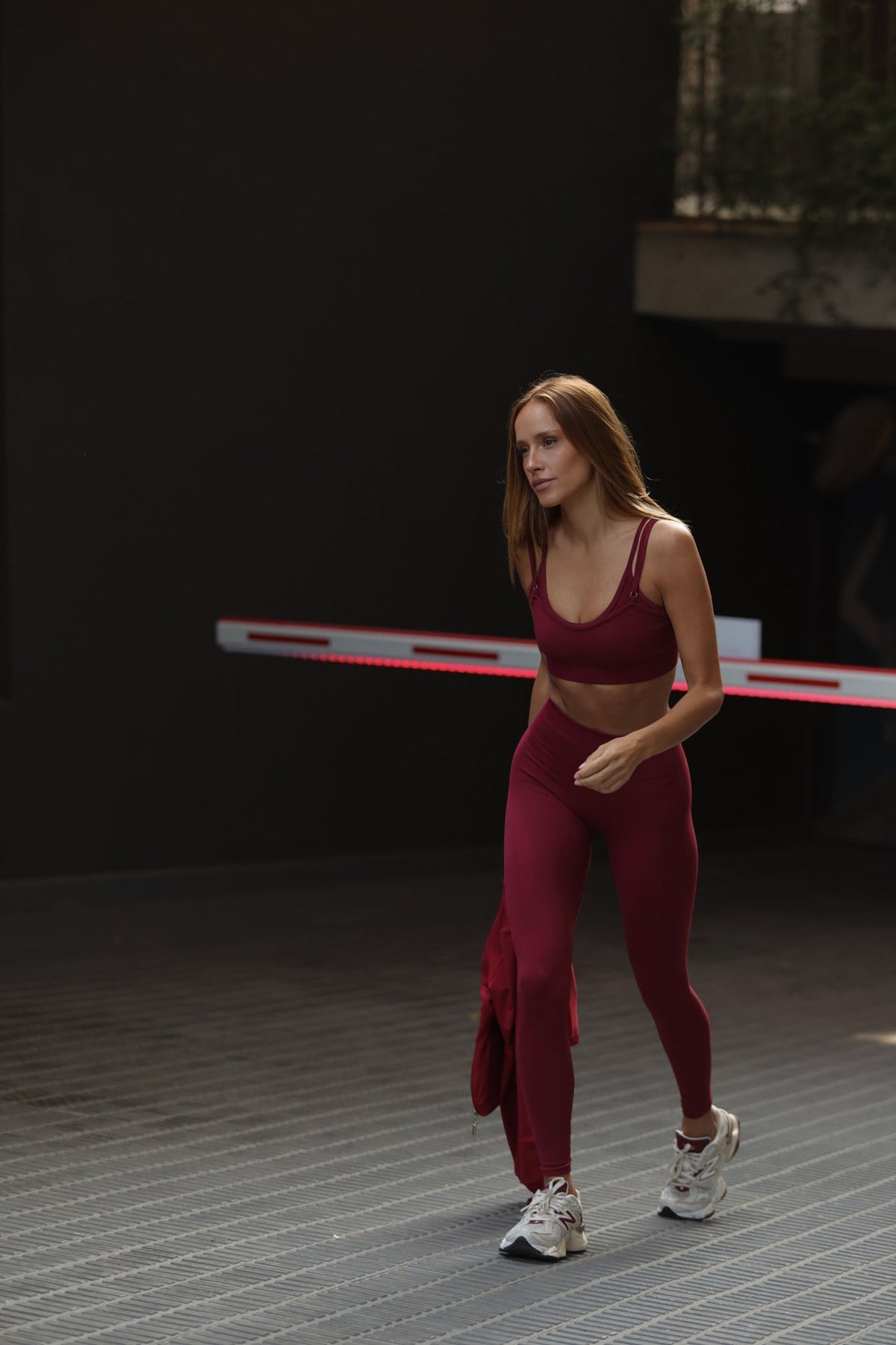 Top Caos Seamless Tibetan Red
