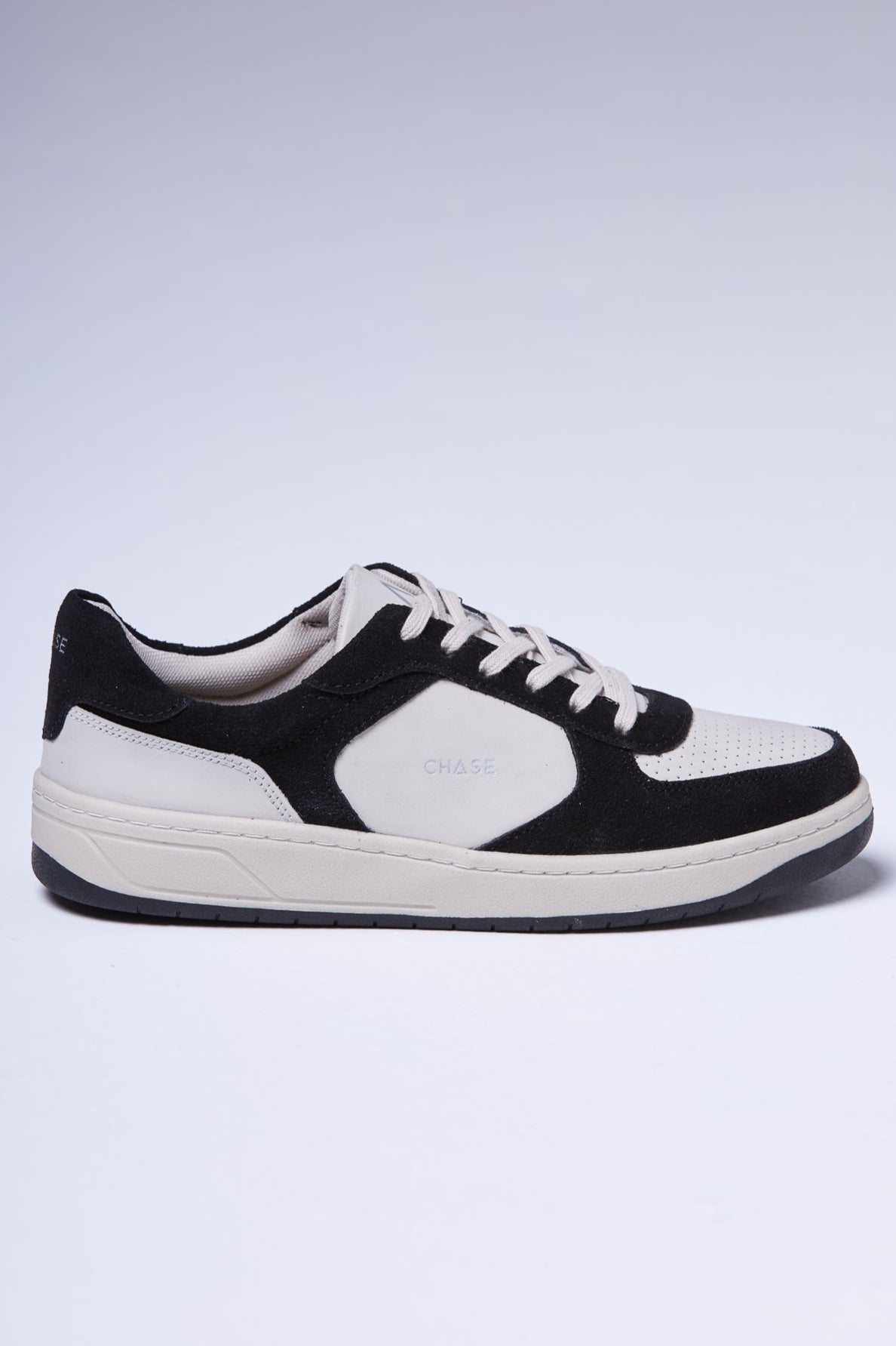 Chase Sneakers One Black