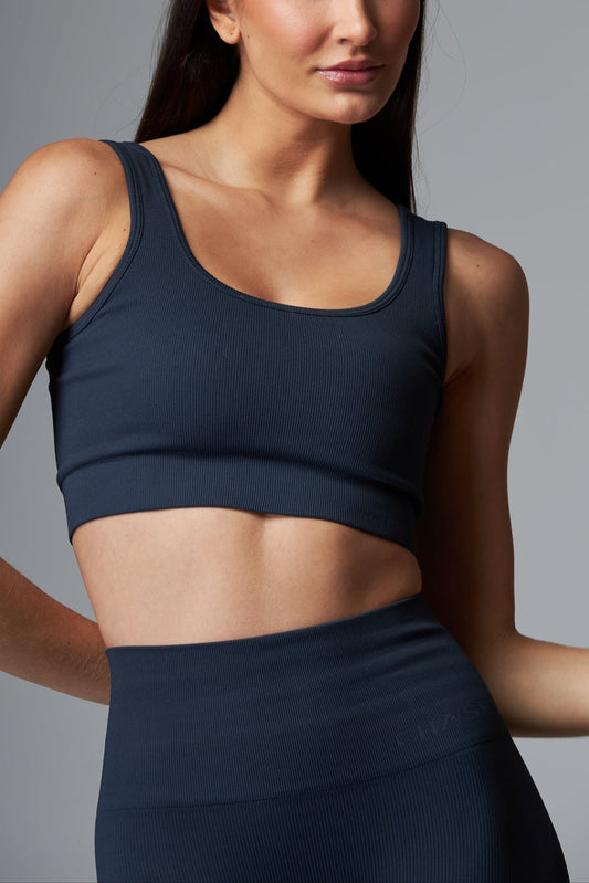 Top Outsider Seamless Rockefeller