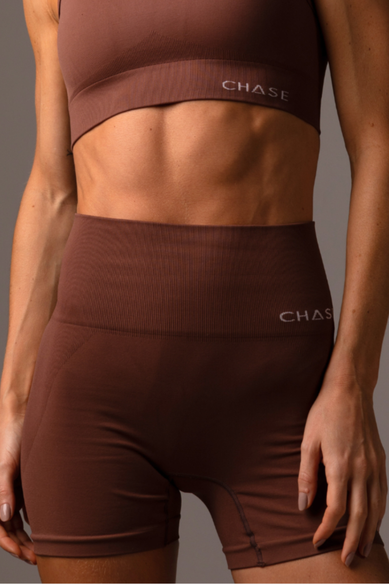 Short Pure Seamless Middle Brown