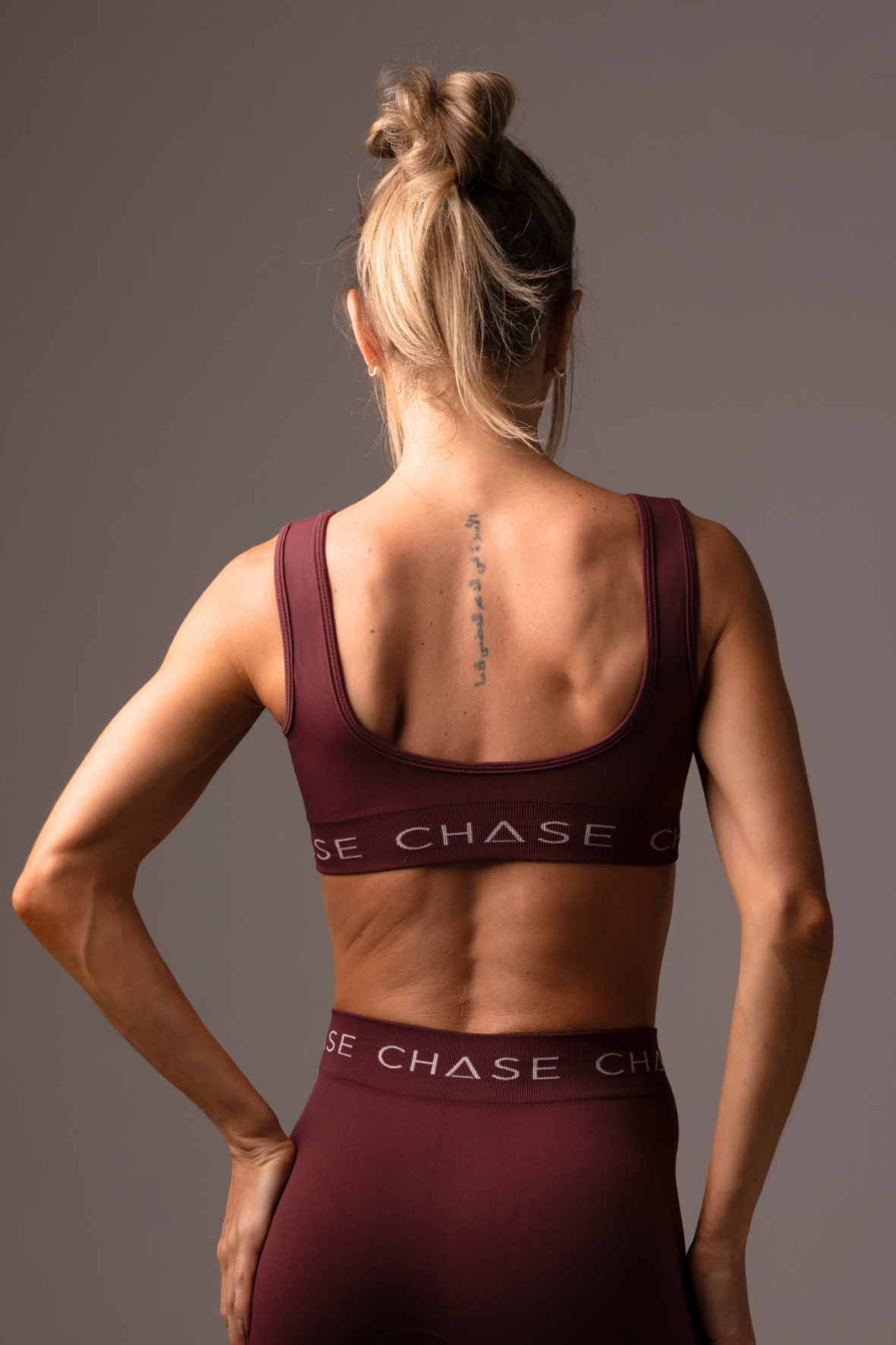 Top Signature Seamless Vineyard Wine