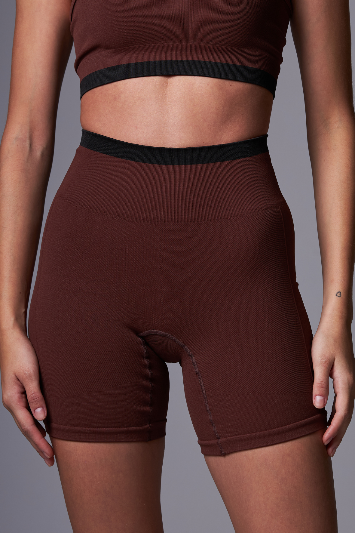 Short Stripe Seamless DarkBrown&Black