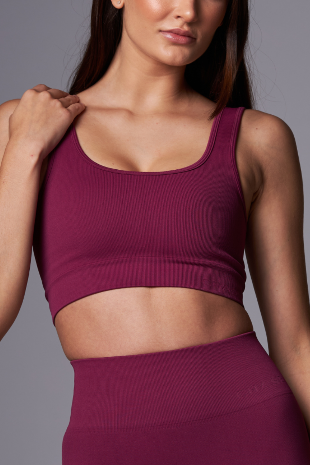 Top Outsider Seamless Cherry