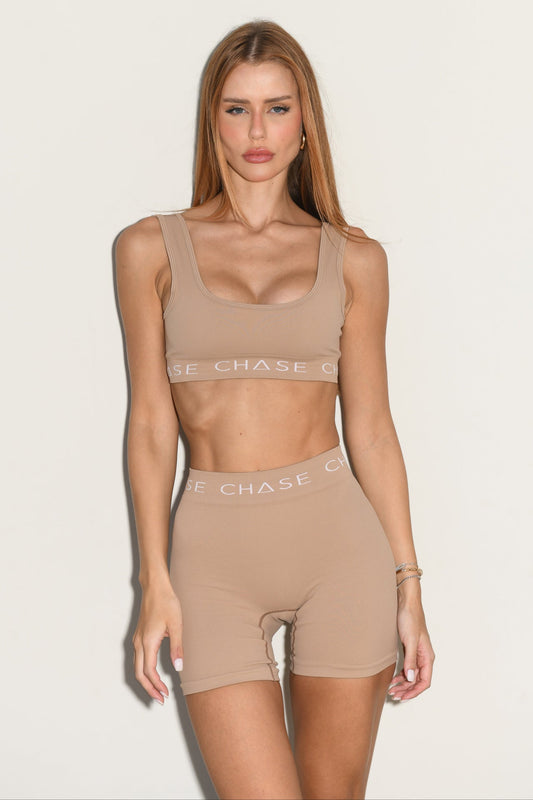 Top Signature Seamless Amphora