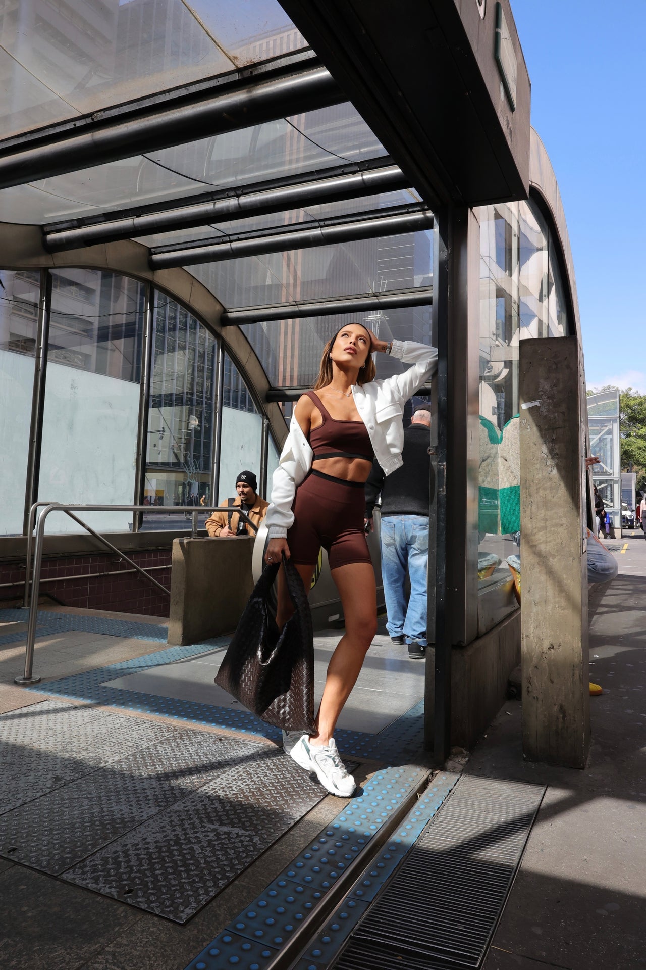 Bomber Traveler White