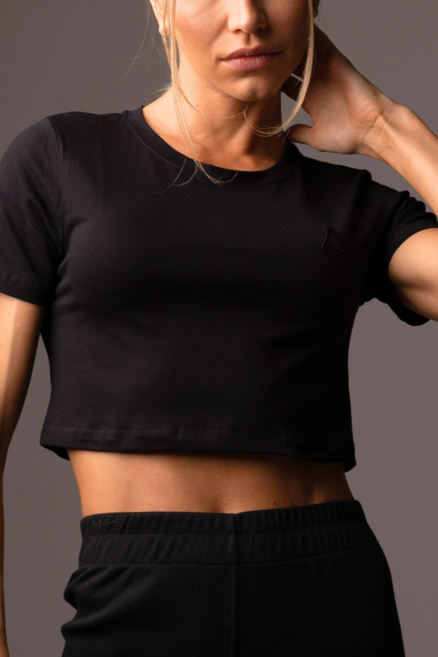 Cropped Essential Black