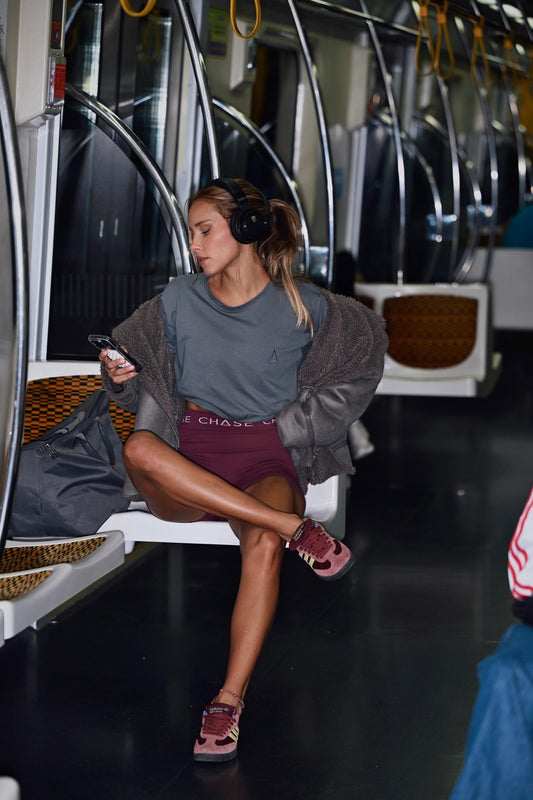 Short Signature Seamless Vineyard Wine