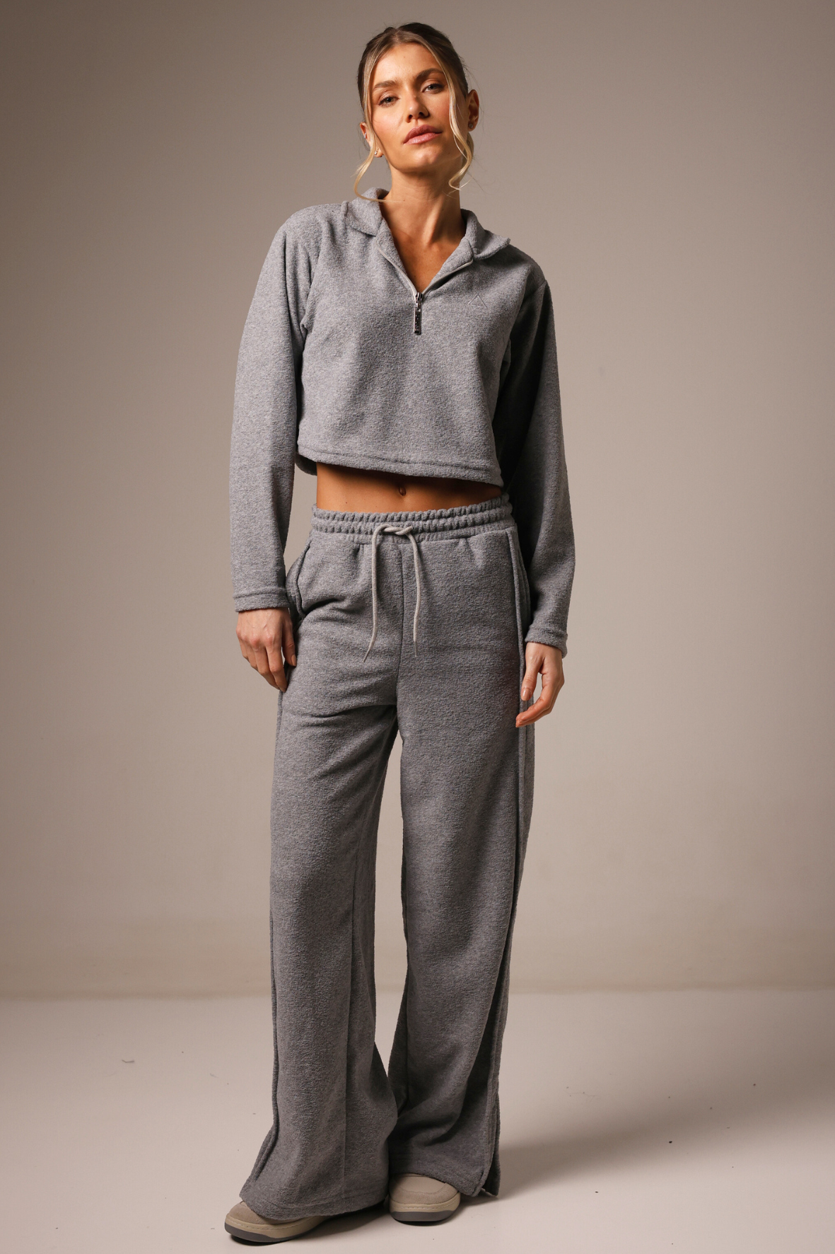 Long Sleeve Cropped Boucle Grey