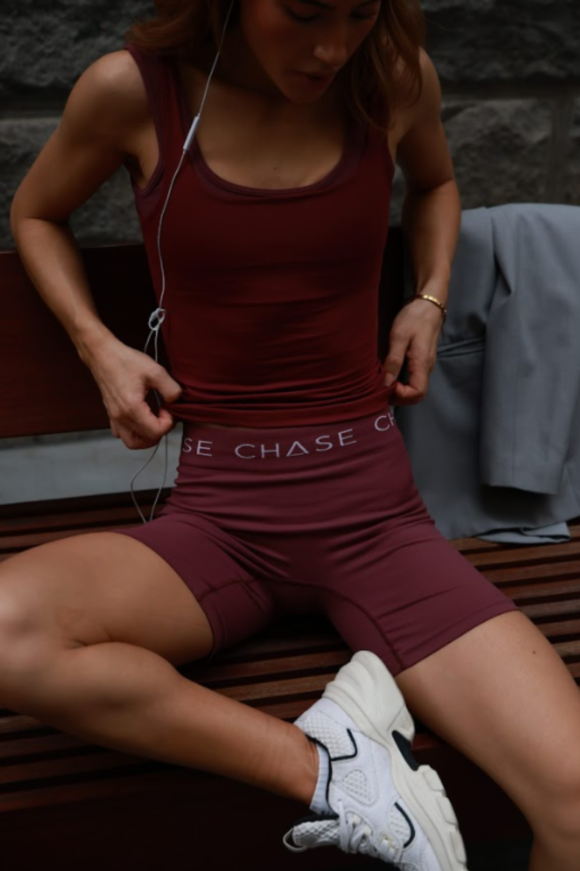 Short Signature Seamless Burgundy