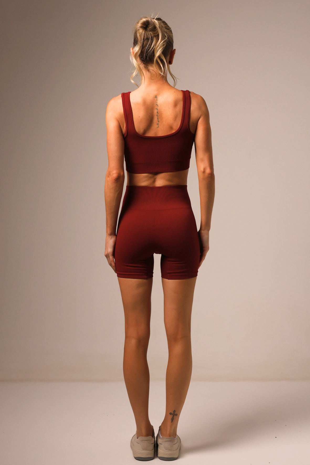 Short Outsider Seamless Jambo