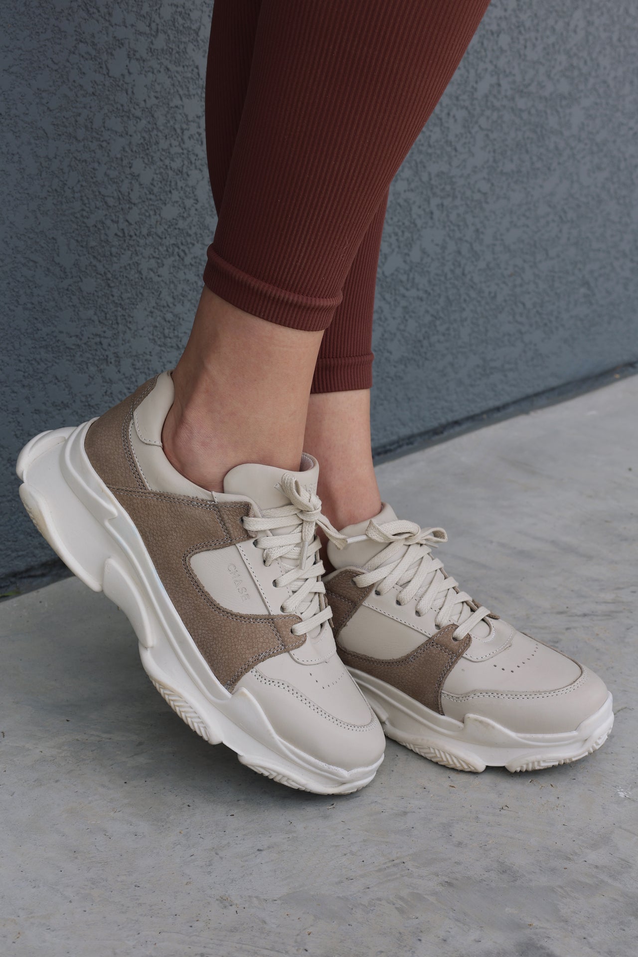 Chase Sneakers High Gray Brown