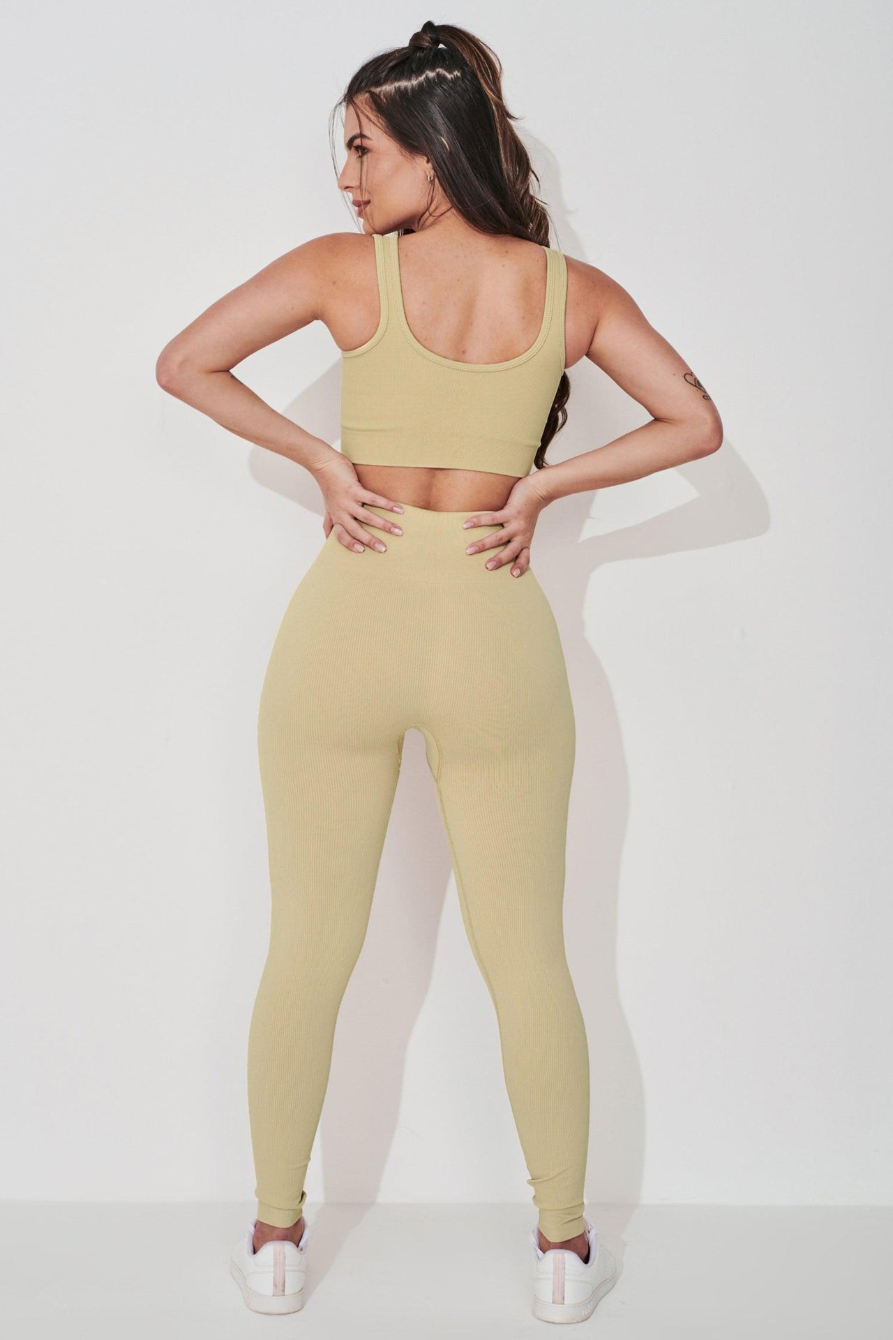 Legging Outsider Seamless Golden Skin - chasebrasil.com