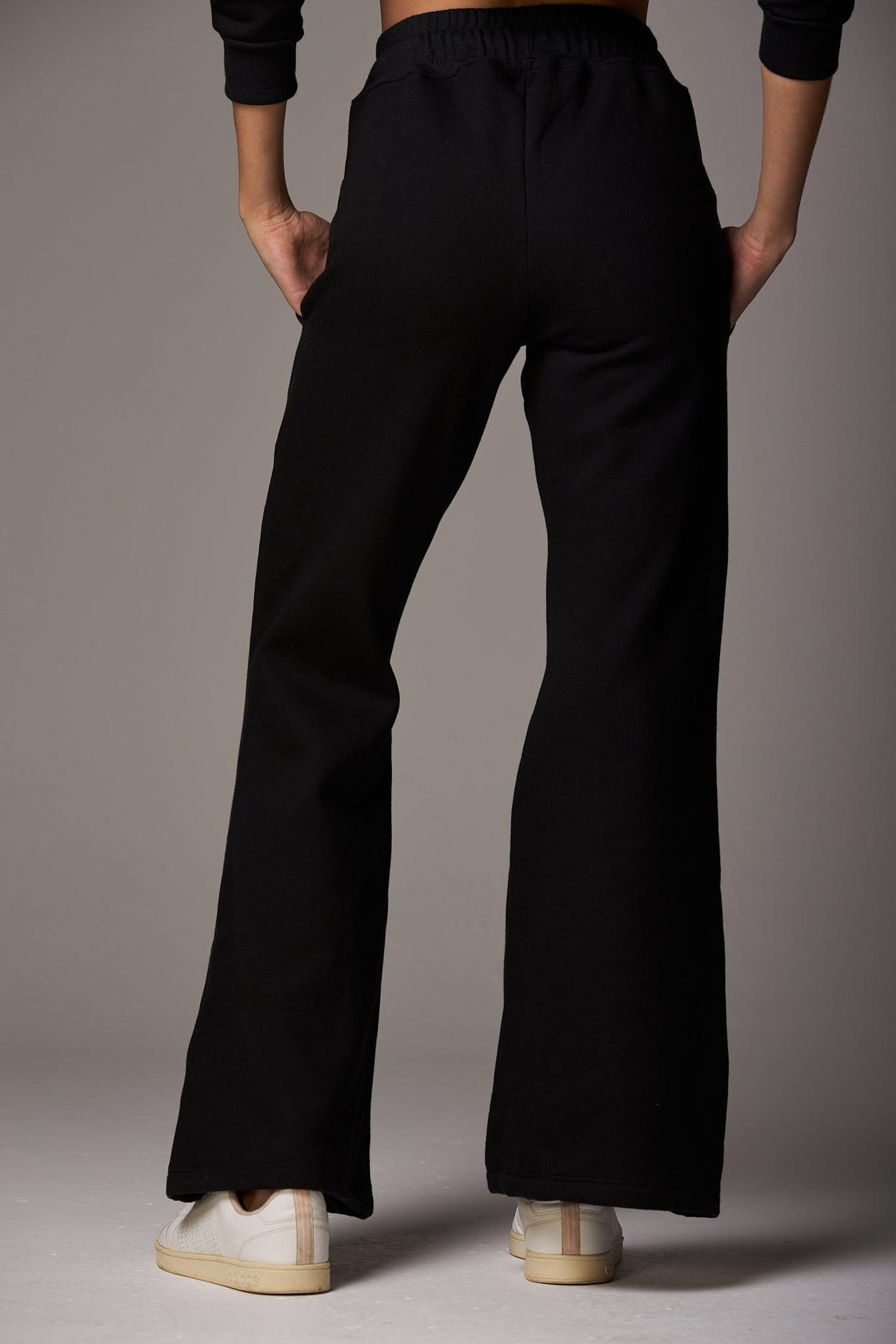 Moletom Straight Flare Black - chasebrasil.com